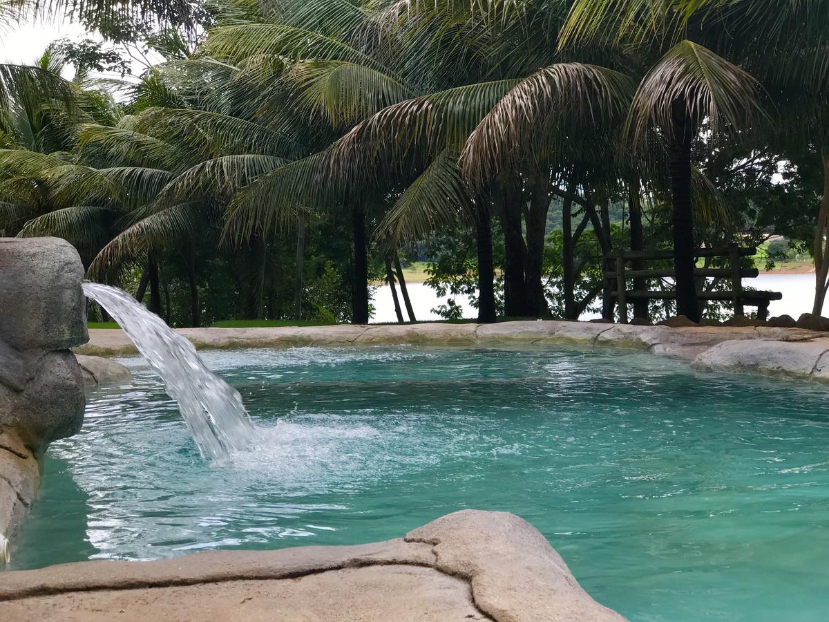 Pontal Do Lago Flat Калдас Новас Екстериор снимка